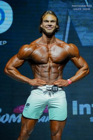 MEN'S PHYSIQUE +179